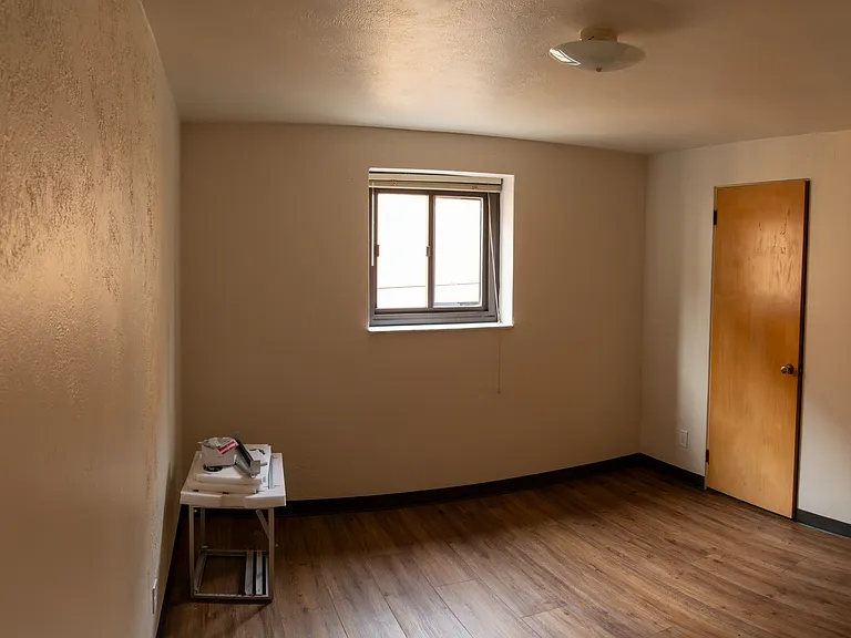 348 Station St #14 — Photo 14