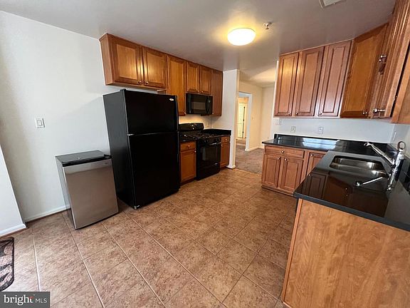 3rd image of 900 Red Brook Blvd Unit 101