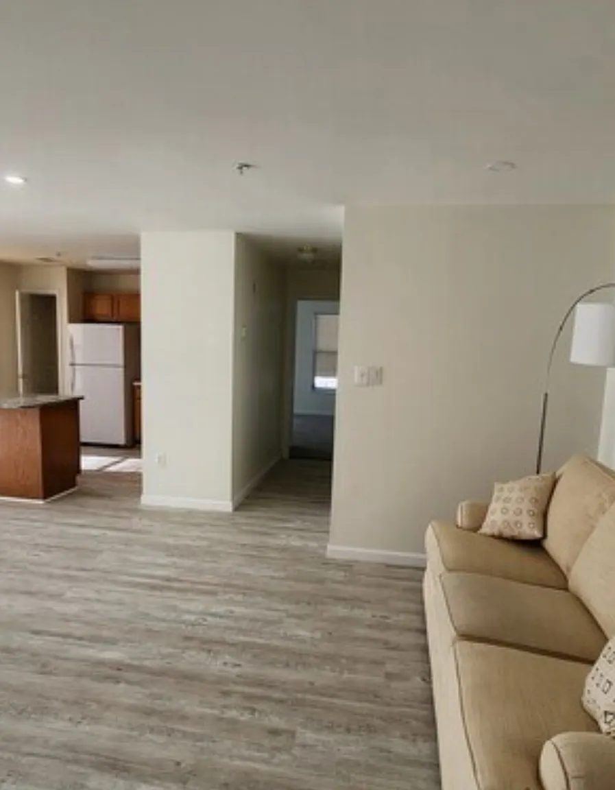2 bed, 1120 sqft, $2,300 — Photo 3