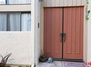 26325 W Bravo Ln, Calabasas, CA 91302