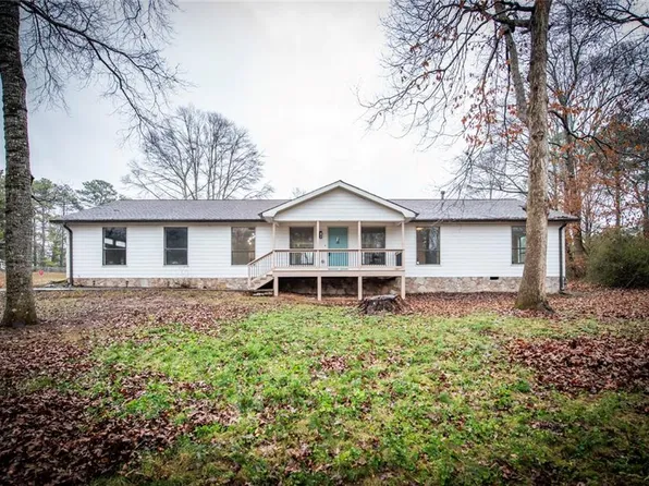 4089 Roy Ct, Douglasville, GA 30135