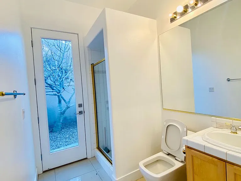 9800 Camden Hills Ave — Photo 13