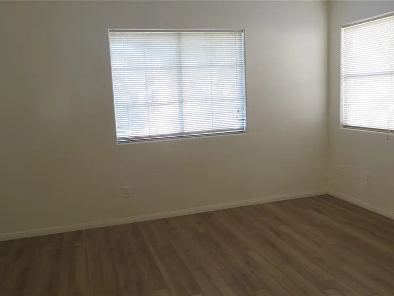3014 Sunrise Bay Ave — Photo 14