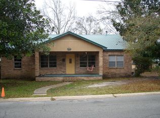 4737 Elder St, Moss Point, MS 39563