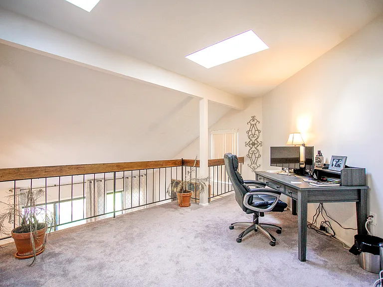 30 Chestnut Ct — Photo 17