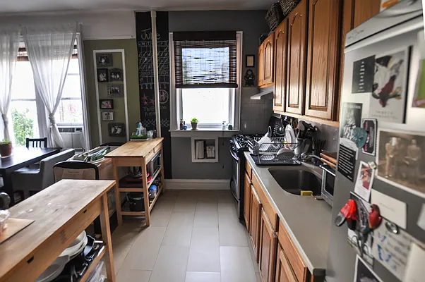 Rented by Compass | media 42