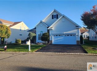 20 Steeple Rd, Monroe Township, NJ 08831