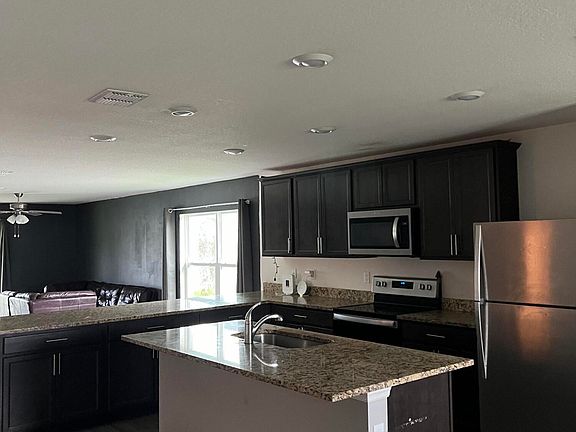 3rd image of 5516 Jamboree Drive