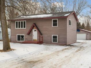 607 7th Ave S, Princeton, MN 55371