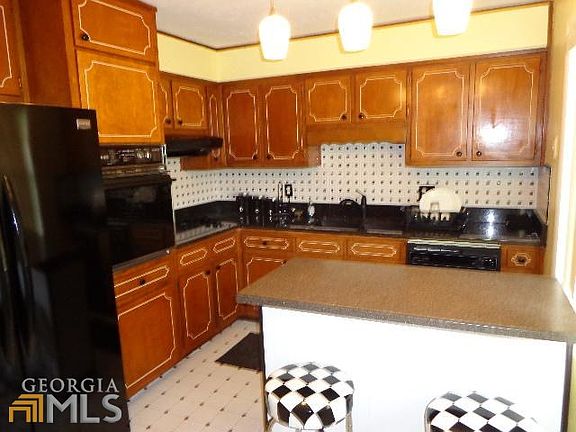 4th image of 1297 Peggy Ln NW