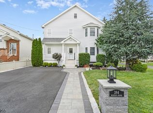 384 Boynton Ave, Clark, NJ 07066