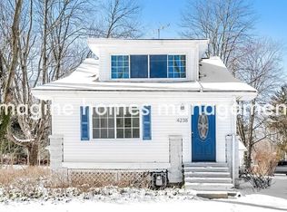 4238 Porter Rd, North Olmsted, OH 44070