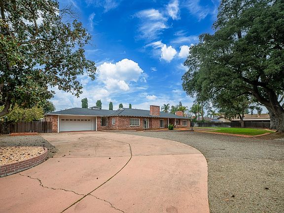 5th image of 206 Meadow Ln