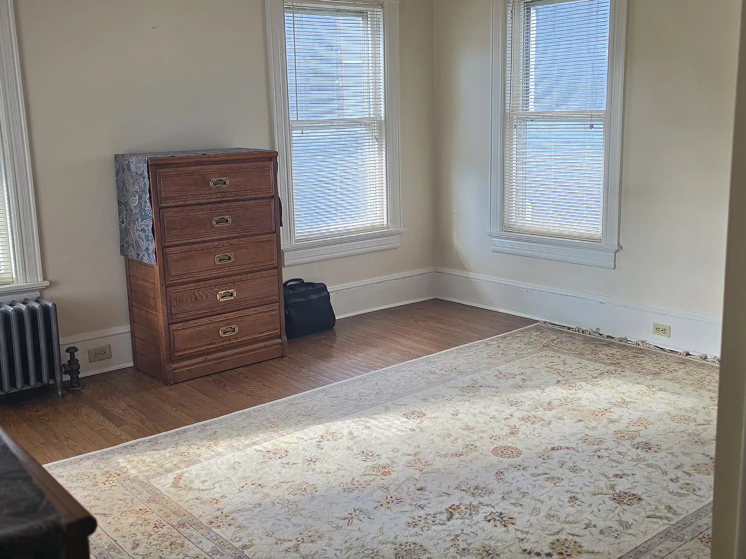 1 bed, 900 sqft, $1,150 — Photo 4