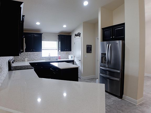 5th image of 424 Buchannan Dr
