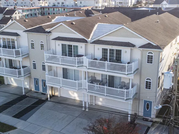334 E 20th Ave #B, Wildwood, NJ 08260
