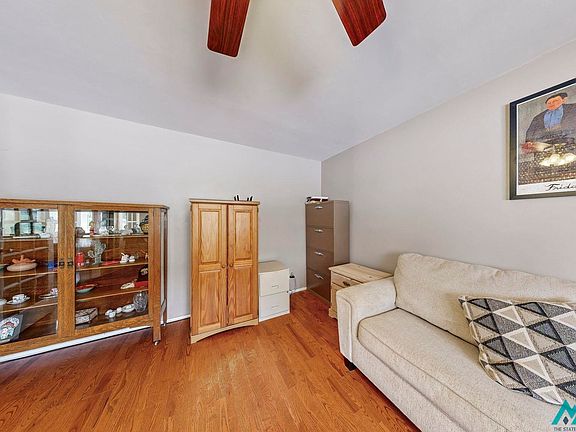 4th image of 1309 Gamma St