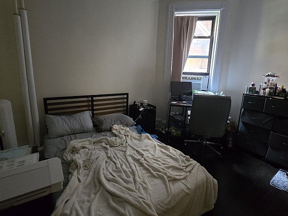5th image of 75 W 71st St APT 1D