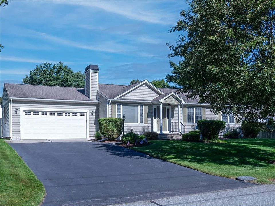 1st image of 85 Spooner Ave