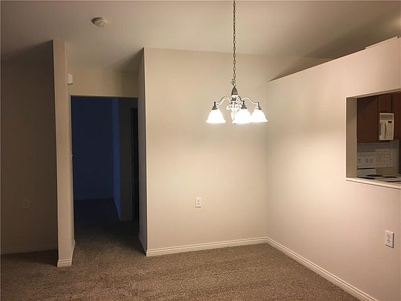 3rd image of 10907 Pinellas Park Dr