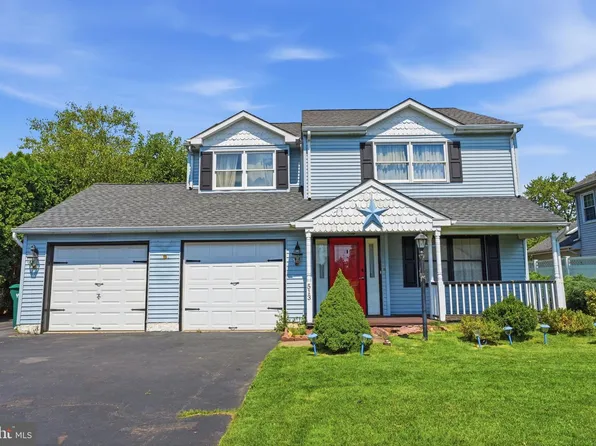 513 Stanford Rd, Fairless Hills, PA 19030