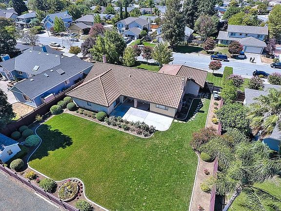 5th image of 1775 Almond Way
