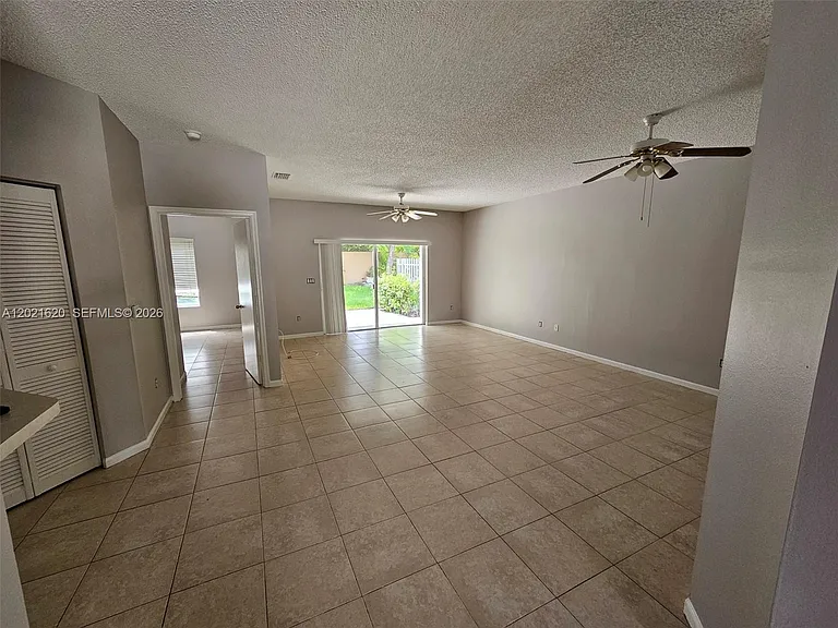 1275 SW 48th Ter #1275 — Photo 17