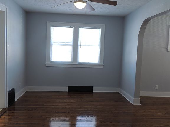 5th image of 1302 Bissell St