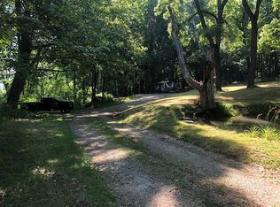 540 District Rd, Fredonia, PA 16124