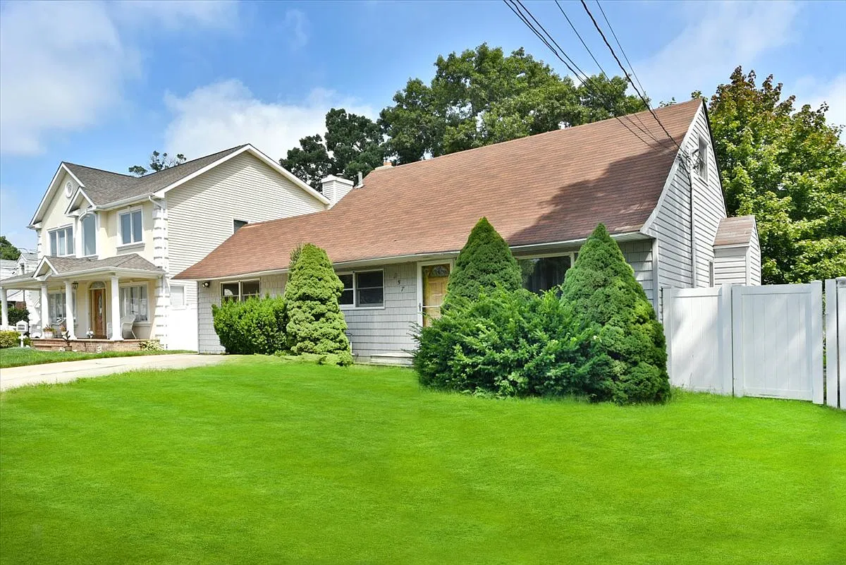 3 bed, 1085 sqft, $4,000 — Photo 1