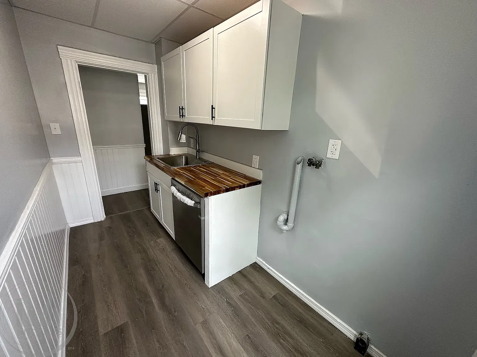 3 bed, 1250 sqft, $2,500 — Photo 3