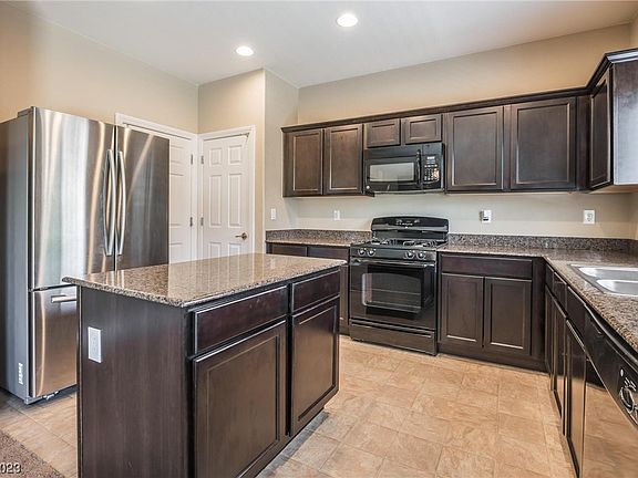 4th image of 10300 Gibson Isle Dr