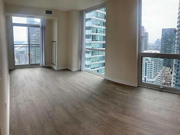5th image of 99 John St #3404