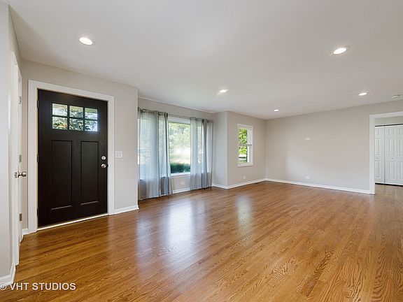2nd image of 339 W Madison St
