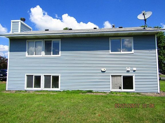 3rd image of 6030 Kalland Dr NE