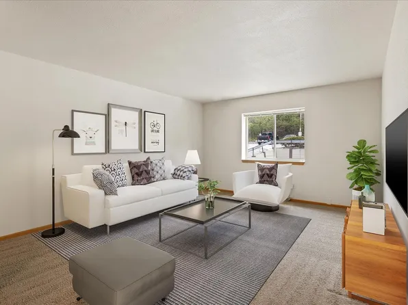 CDDJ Investments LLC (Ridge Pointe Apartments), 200 W North St #A9d44a964, Waukesha, WI 53188