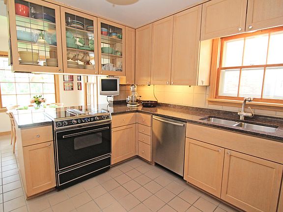 5th image of 2431 N 96th St