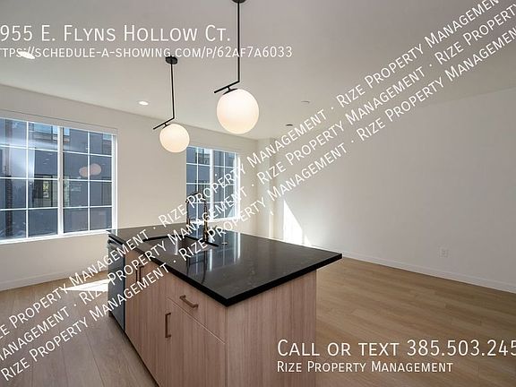 2nd image of 1955 E Flyns Hollow Ct