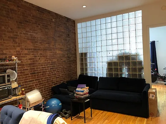 Rented by Friedman Roth Realty | media 11