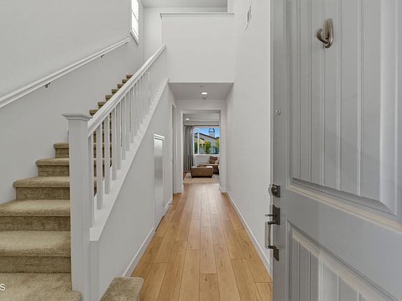 5th image of 341 Fraser Point