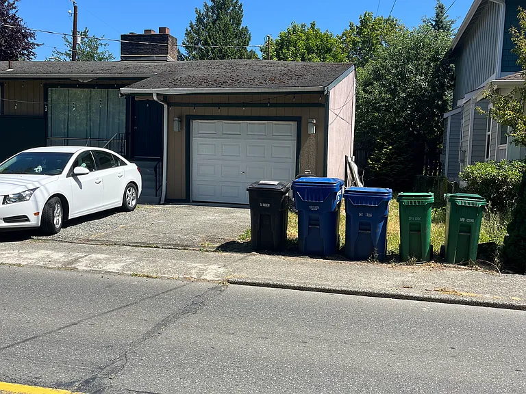 330 32nd Ave E — Photo 21