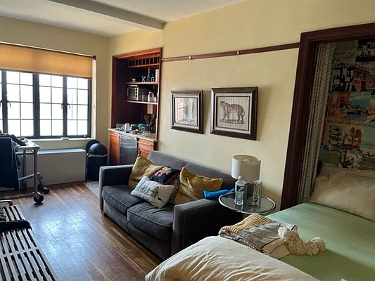 Rented by Steven Corcoran Real Estate | media 1