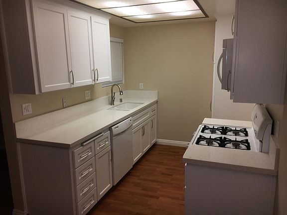 Newly Remodeled Kitchen