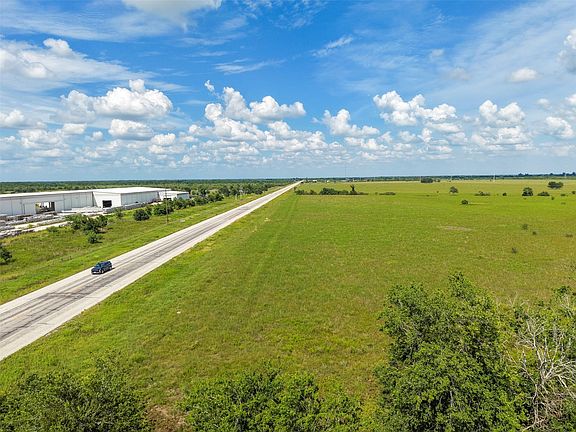 2nd image of 8719 Highway 159 E