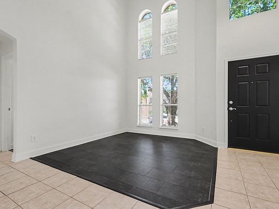 3rd image of 5645 Norris Dr