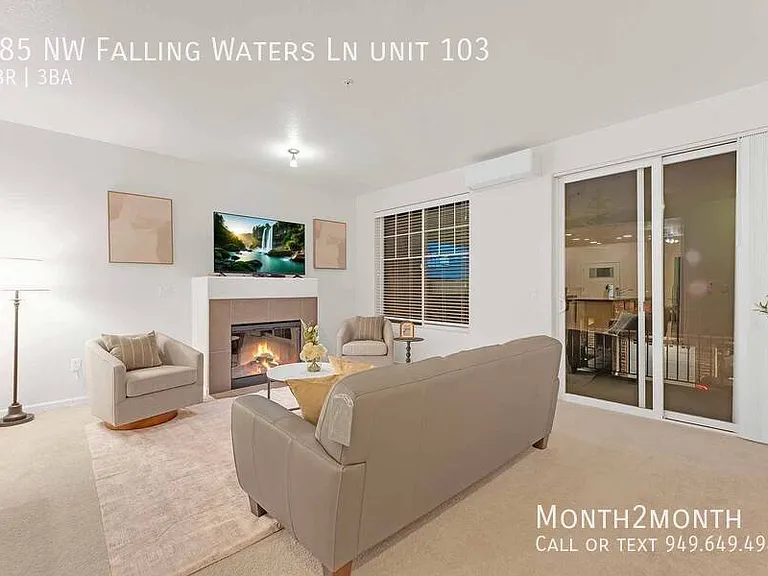 685 NW Falling Waters Ln #103 — Photo 3