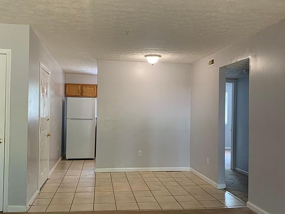 3rd image of 22024 Oxford Ct #A5