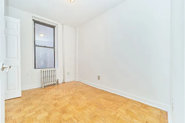 Rented by Living New York | media 53