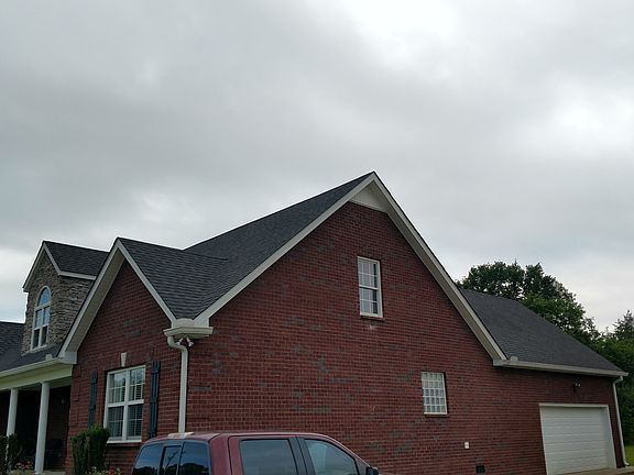 2nd image of 184 Hazelnut Ln