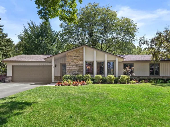 6559 West Pierner PLACE, Brown Deer, WI 53223